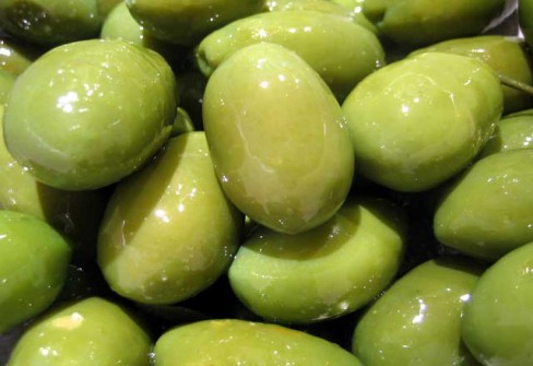 Olive verdi di spagna in salamoia italia